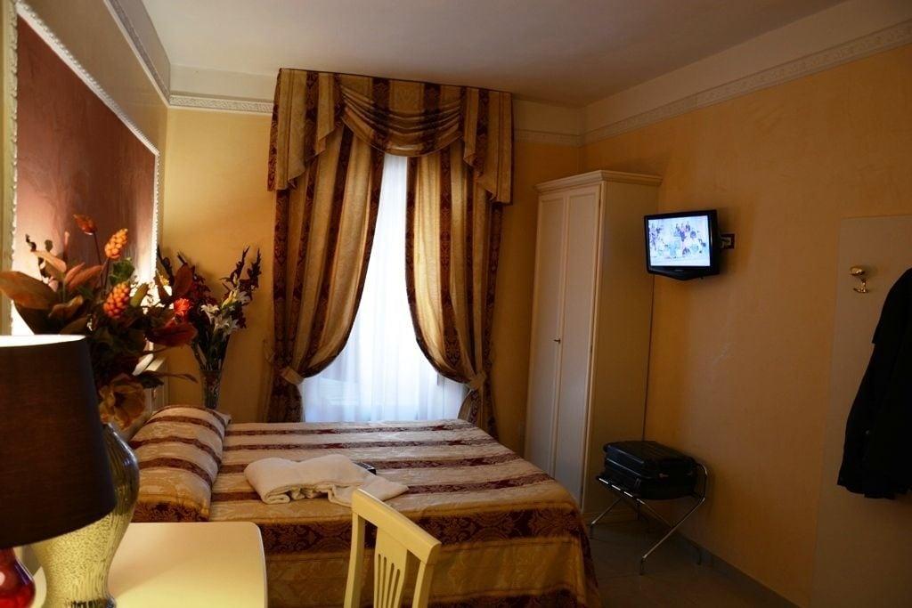 Hotel Erdarelli Рим Экстерьер фото