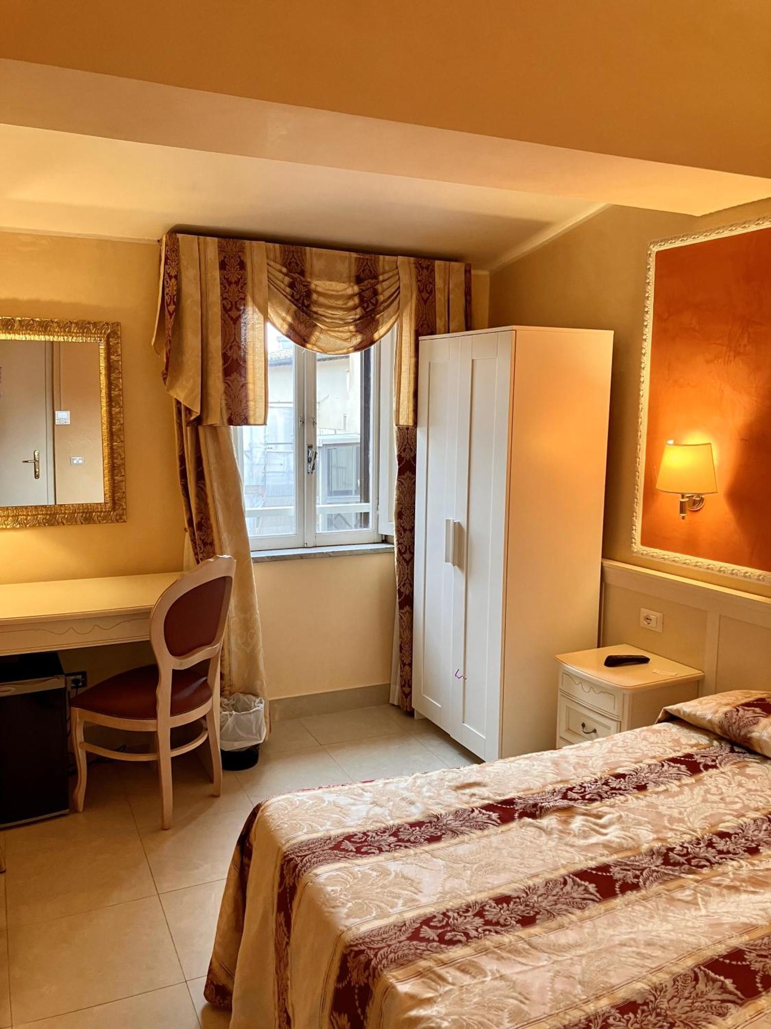 Hotel Erdarelli Рим Экстерьер фото