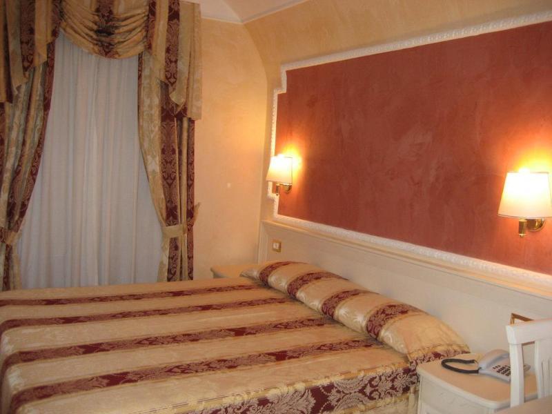 Hotel Erdarelli Рим Экстерьер фото